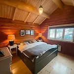 度假居 Log With Modern Style Near Vardefjell
