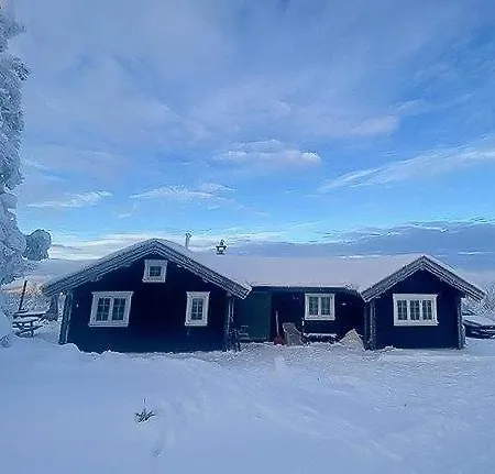 Feriehus Log With Modern Style Near Vardefjell *