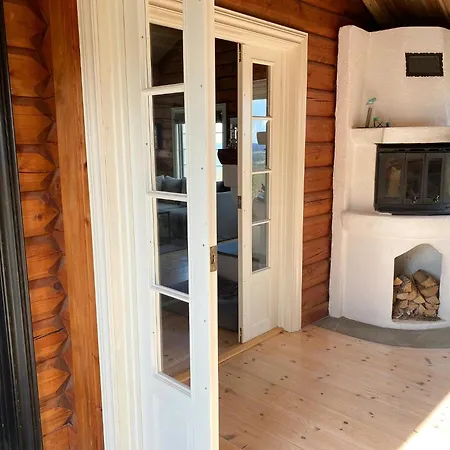 度假居 Log With Modern Style Near Vardefjell *