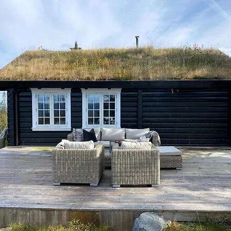 Vakantiehuis Log With Modern Style Near Vardefjell